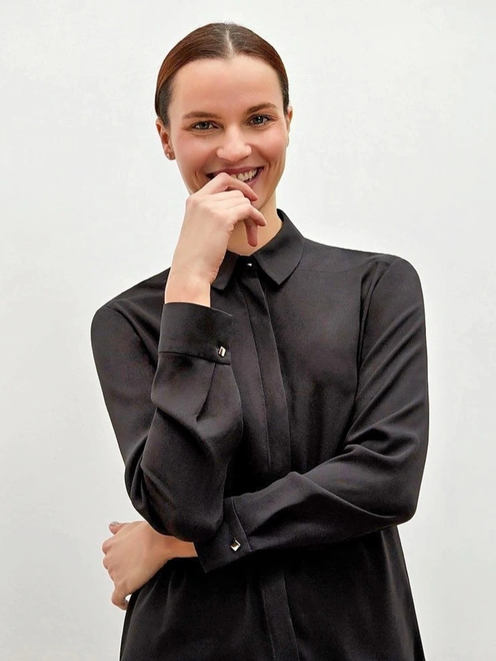 M.M.LaFleur The Lagarde Shirt—Crepe in Black